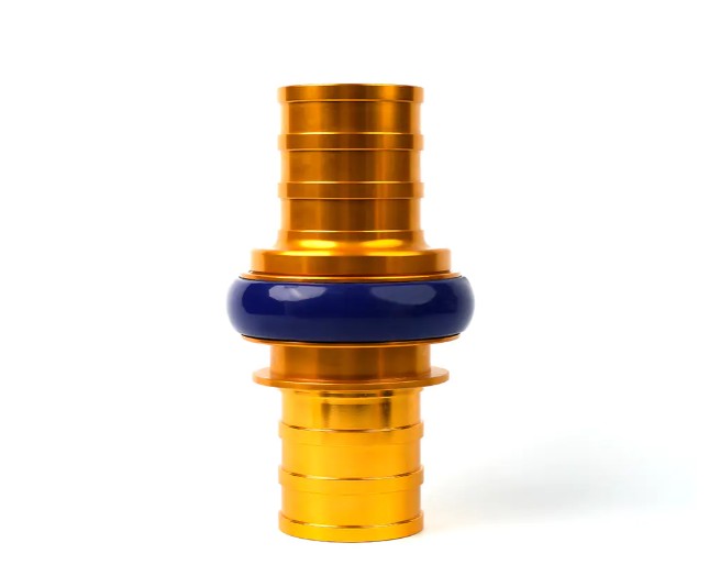 How should the Fire Hose Coupling be connected?